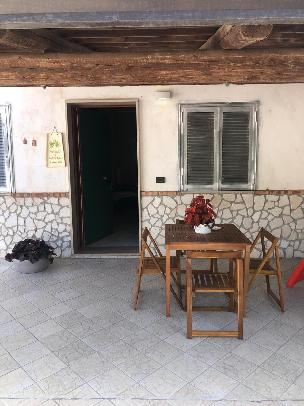 坎帕尼亚A Casa Di Nonna Emilia住宿加早餐旅馆 外观 照片